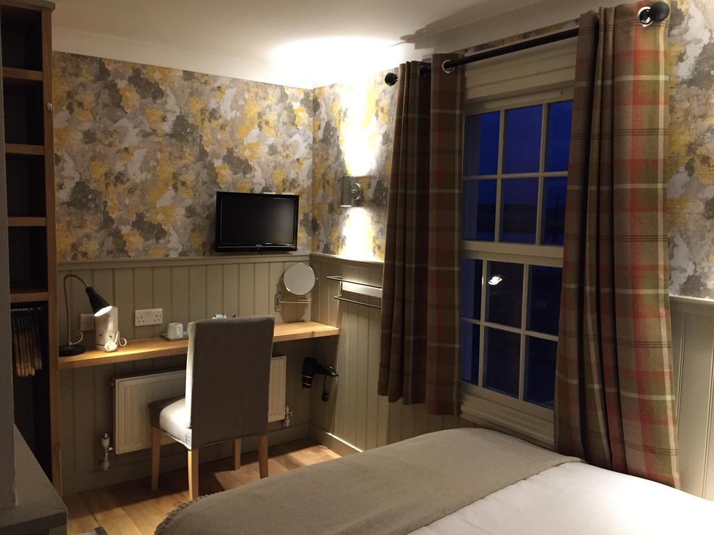 The Harbour Guest House Irvine  Esterno foto